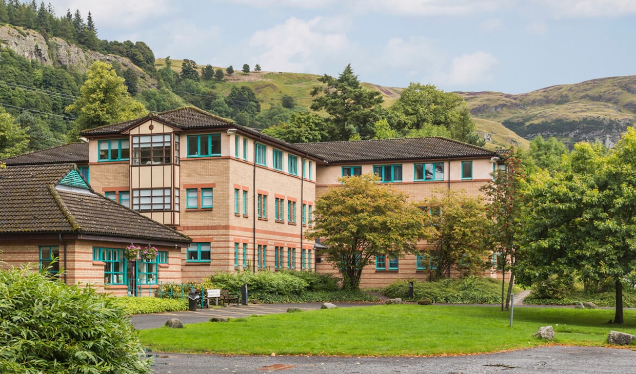 Alexander court standard flats