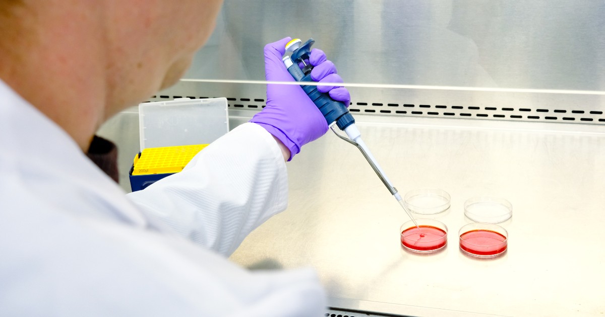 Microplastics analysis 1200x630