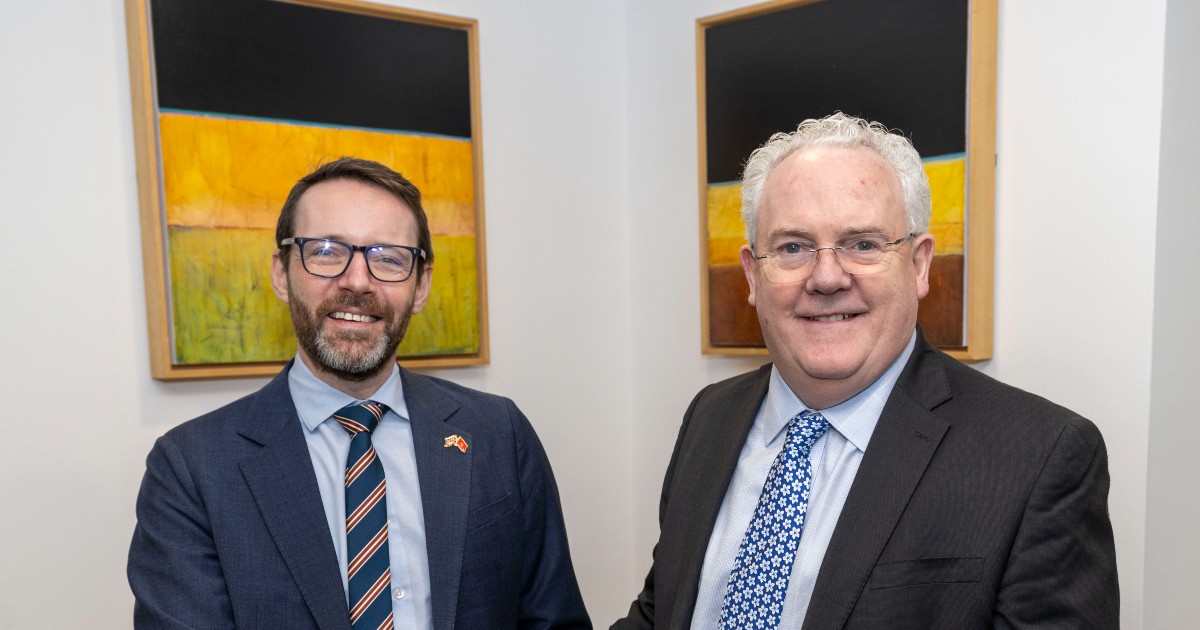 1200x630Pictured (l-r) HE Mr Iain Frew, and Professor Sir Gerry McCormac, Principal and Vice-Chancellor of the University of Stirling. Credit University of Stirling