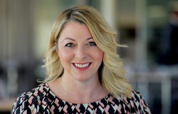 Miss Victoria Russell