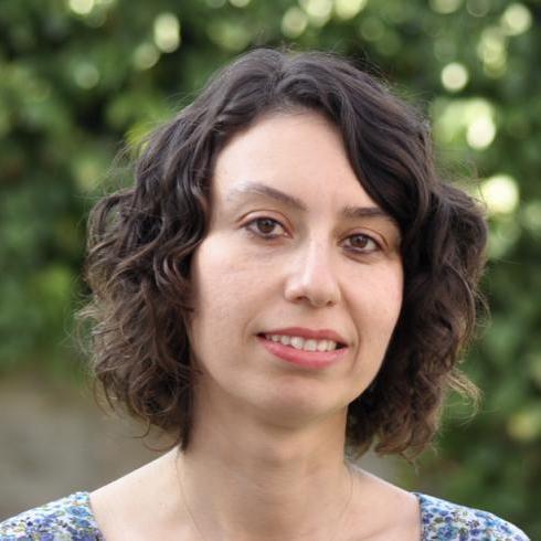 Dr Burcu Can Buglalilar